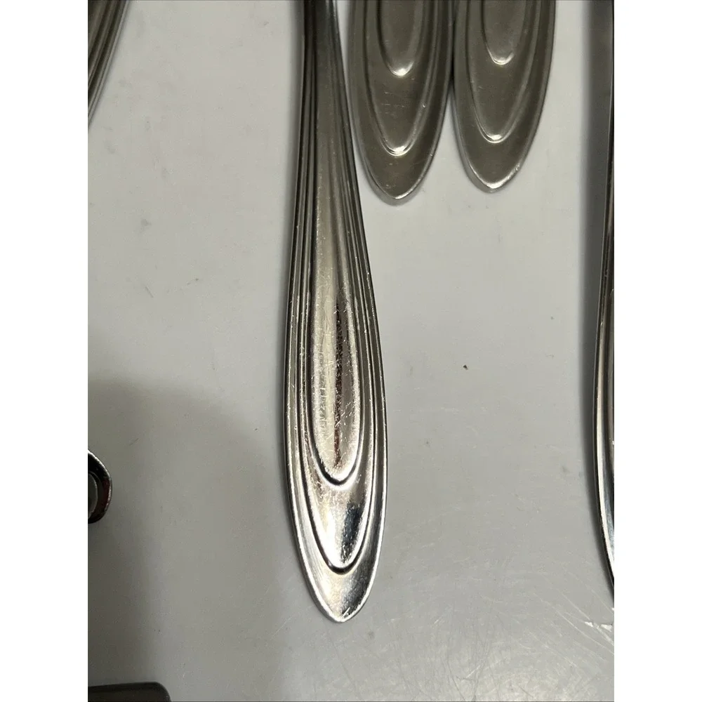 Vintage Anse Royale (Stainless) by REED &‎ BARTON 18/10 Korea 42 Piece Flatware